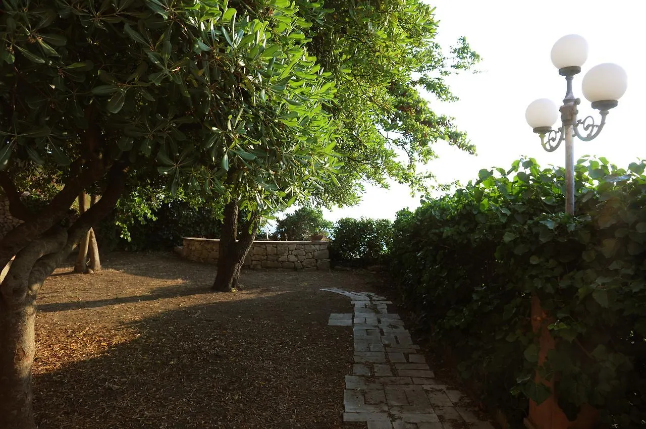 Albergo Villa Nobile Chiaramonte Gulfi 2*,  Italy